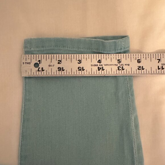 CAbi Womens Mint Skinny Jeans #322 Denim - Picture 10 of 10